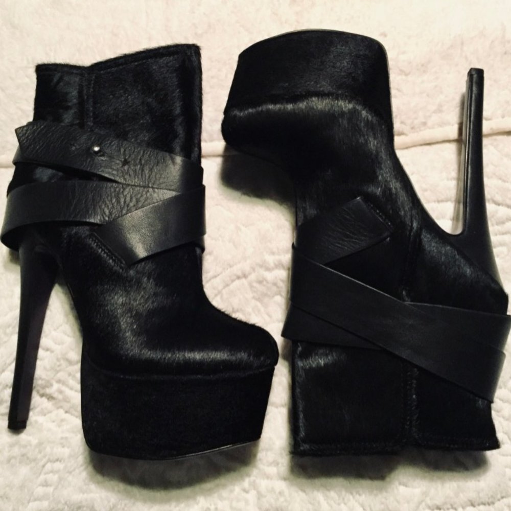 London Trash Monsta Black Platform Heels